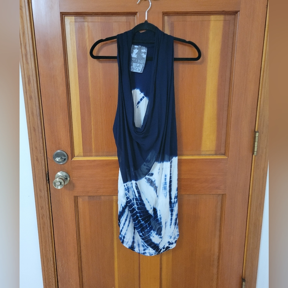 YFB Young Fabulous Broke Blue Tie-Dye Shawl Collar Halter Tunic Top Shirt Large